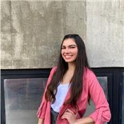 Enseño aspectos comunicacionales de todo tipo (oratoria, redacción, ortografía,etc). Además, comunicación estratégica (